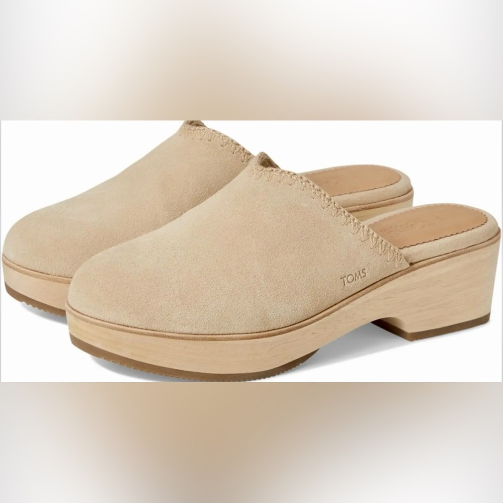 TOMS Addison Suede Clogs Size 8 Beige Wood Sole